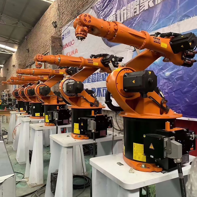 Ống lắp đặt sử dụng robot KUKA với 6 trục và IP 65 an toàn 210kg siêu tải khả năng!