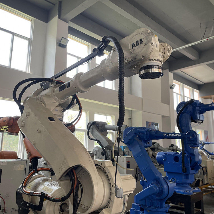 Rô bốt mài khớp nối 6 trục ABB được sử dụng trong công nghiệp ABB6640-130/3.2