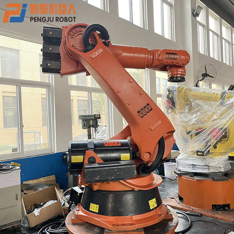 KR210 Máy robot pha lê 6 trục và làn sàn cho tải trọng nặng
