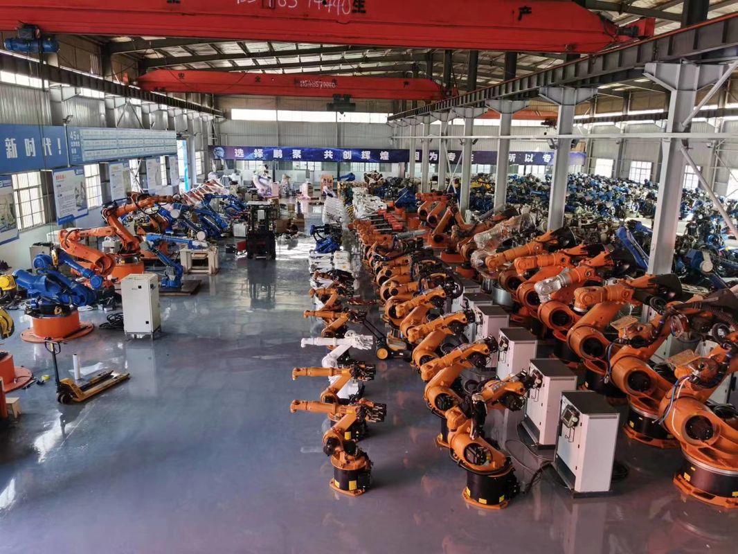 Yasakawa Es165d Robot hàn điểm cho hợp kim nhôm mạ thép không gỉ