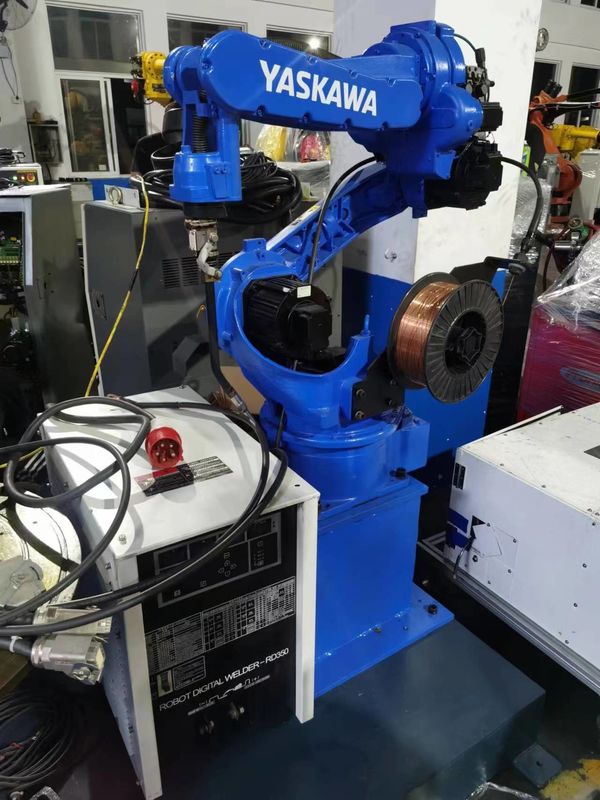 hàn công nghiệp MA1400 Yaskawa sử dụng cánh tay robot với tải trọng 3kg với tủ điều khiển 6 trục