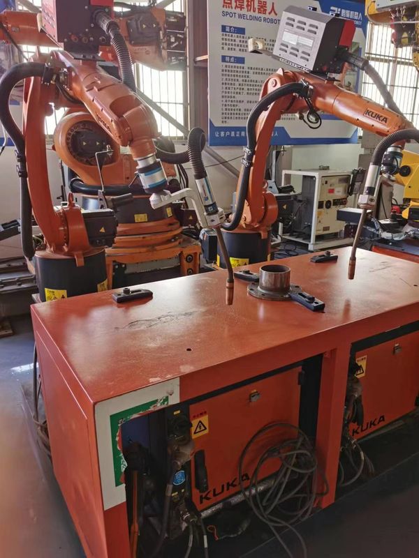KUKA KR5 R1400 KRC4 xử lý các bộ phận, đo lường, lắp ráp các bộ phận, dán