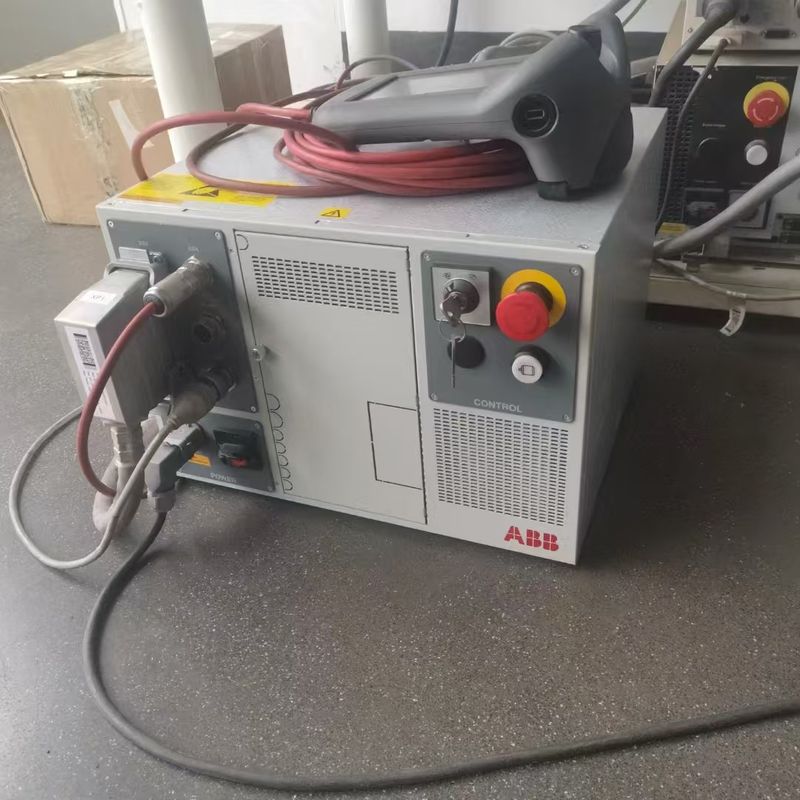 ABB IRB 1200 (5/0.9) Robot xử lý bộ phận, đánh bóng, đo lường, lắp ráp bộ phận