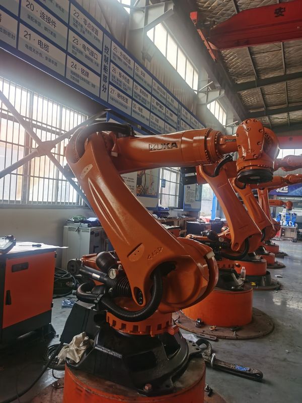 Phần mềm Kuka được sử dụng KUKA KR240 R2900 Ultra Robots IP 65 An toàn ± 0,1 mm Lặp lại và nhiều hơn nữa Đối với tiêu chuẩn cao 240kg Trách nhiệm 2900mm Reach