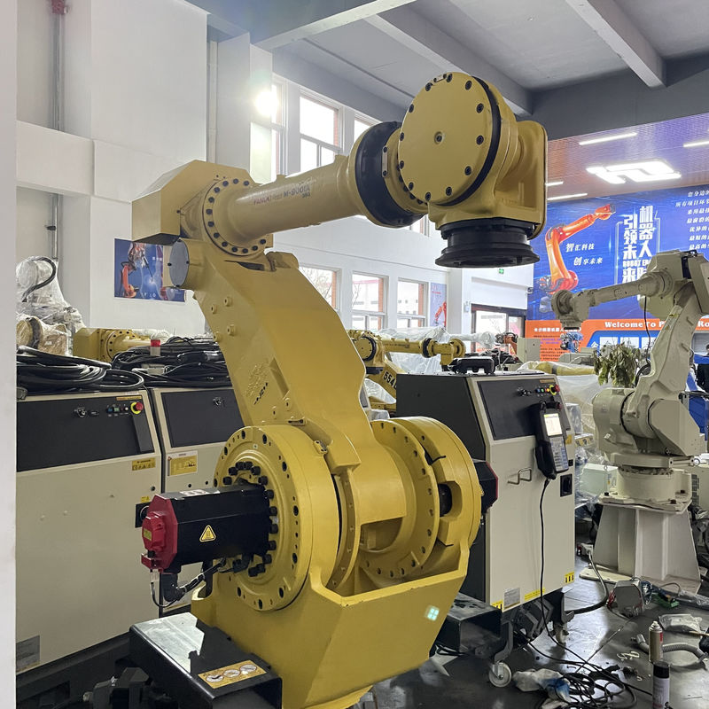 Robot palletizing tiêu chuẩn IP54 với tầm với thay đổi, thường từ 600mm đến 3000mm, được thiết kế cho các ứng dụng xếp dỡ và phân loại