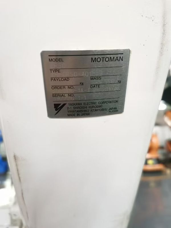 2061mm Reach CR50 XRC 50kg Payload Motoman Arc Welding Robot cho Press Tending và Loading / Unloading của các bộ phận
