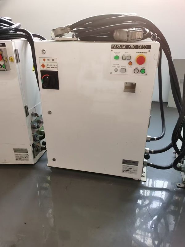 2061mm Reach CR50 XRC 50kg Payload Motoman Arc Welding Robot cho Press Tending và Loading / Unloading của các bộ phận