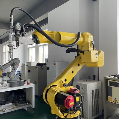 Máy cắt laser robot 6 trục Fanuc M-20iA Robot làm mảng