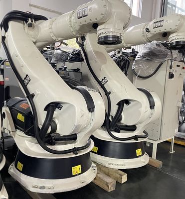 Gắn sàn Robot Kuka đã qua sử dụng trong công nghiệp KR150-2 2000