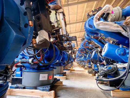Máy hàn điểm pin tự động nhanh và chính xác ES200D Yaskawa ES200D Robot để hàn, xử lý và pha lê