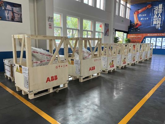 ABB mới IRB 1600 10/1.45, 10kg Load,Reach 1450mm, Arc Welding, Assembly, Loading and Unloading Of Parts, Giáo dục