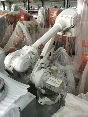 Sử dụng ABB Robot 6 trục Robotic Arm IRB 4600-40/2.55 Với tầm với 2550mm Và 40kg Capacity Capacity For Welding Assembly Cutting Dispensing And Machine Tending